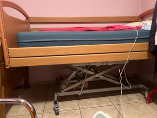 Cama ortopédica con colchón
