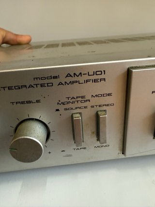 Amplificador Akai AM-UD1 Plata
