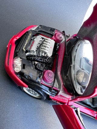Alfa Romeo Spider 1/18 Maisto Rojo