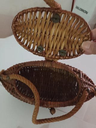 Bolso de mimbre y cuerda