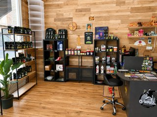 ABRE TU FRANQUICIA EN HUESCA 420 GROW SHOP