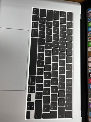 Apple 2025 MacBook Air de 15 Pulgadas #J7GR4J