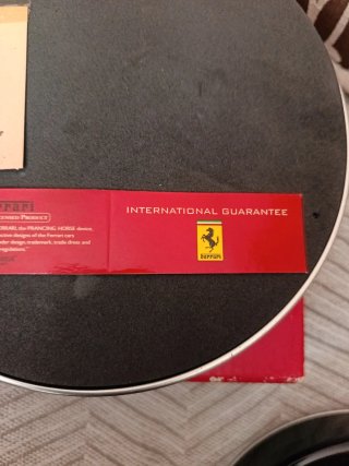 Caja Ferrari Original