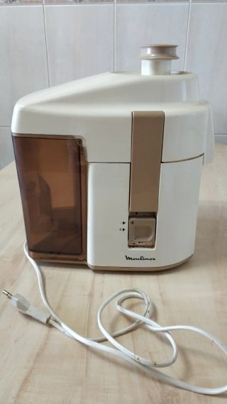 Licuadora Moulinex Beige