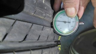 Neumáticos 225/45/17