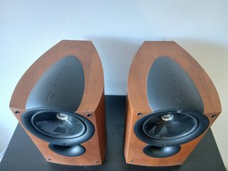 Altavoces KEF Q1