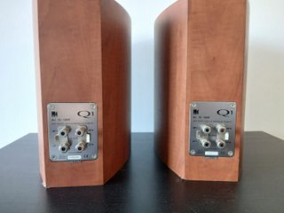 Altavoces KEF Q1
