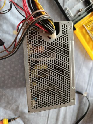 Fuente Alimentación HP 80 PLUS 230V con cable incl