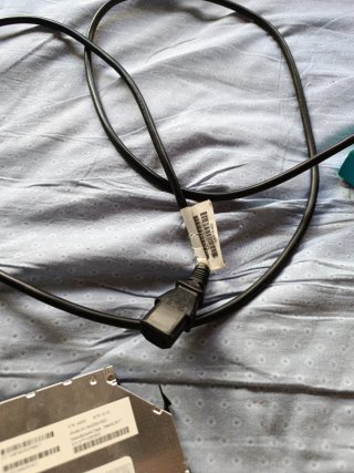 Fuente Alimentación HP 80 PLUS 230V con cable incl