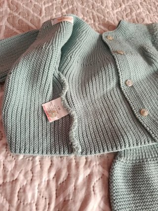 Conjunto bebé tejido azul-verde