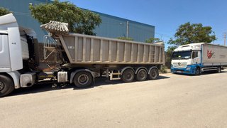 Camión cabeza tractora + bañera