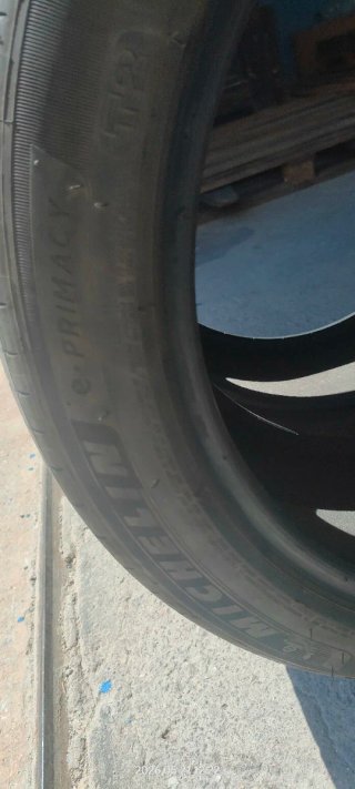 Michelin 235/45 R18 98V Neumático
