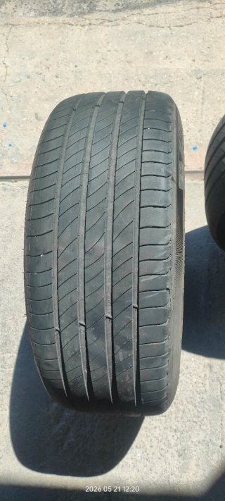 Michelin 235/45 R18 98V Neumático