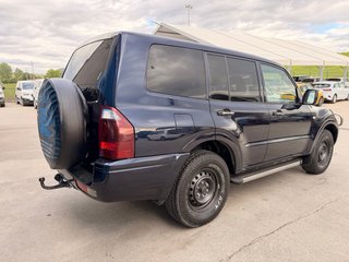 Mitsubishi Montero 2005