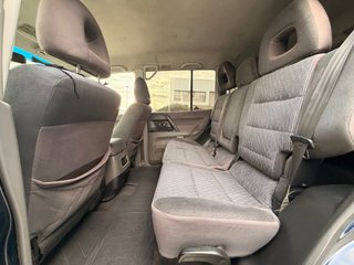 Mitsubishi Montero 2005