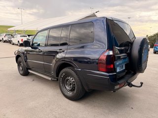 Mitsubishi Montero 2005