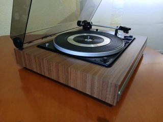Tocadiscos Grundig - Dual Madera.