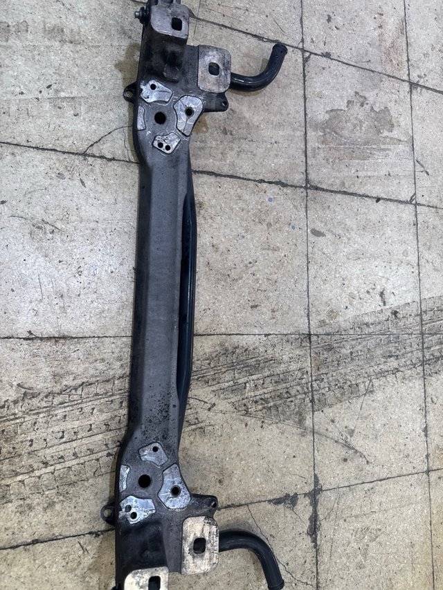 Audi A8 S8 D3 4E Soporte Motor 4E01