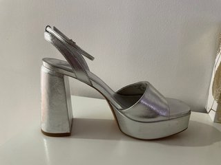 Tacones Stradivarius Plataforma Plata