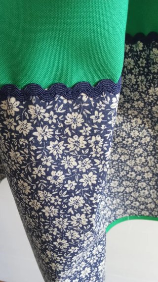 Falda y pañuelo Neska-Baserritarra"65 Euros"