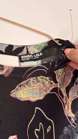 Vestido estampado camaleones y flores