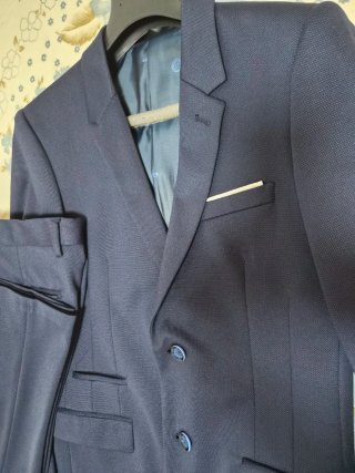 Traje azul ( pantalon y chaqueta)