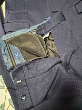 Traje azul ( pantalon y chaqueta)