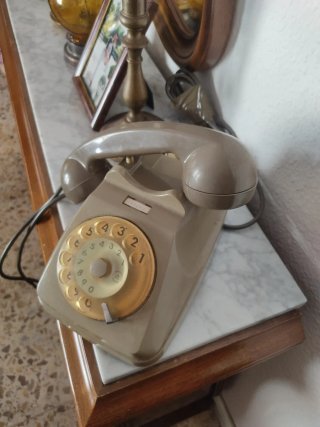 Teléfono antiguo de disco años 60-70 SIP