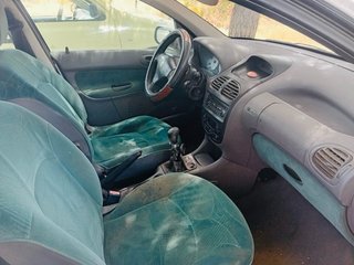 Peugeot 206 2002
