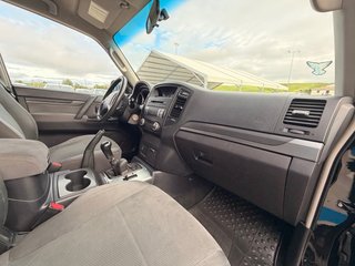 Mitsubishi Montero 2008
