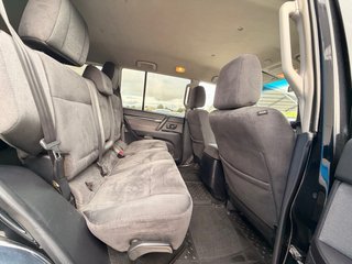 Mitsubishi Montero 2008