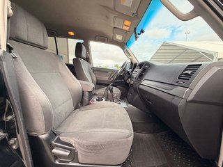 Mitsubishi Montero 2008