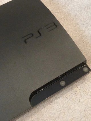 Consola Sony PS3 Slim Negra