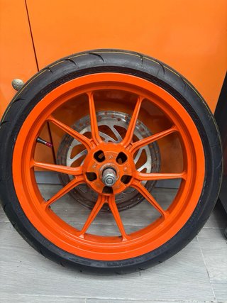Llanta Supermotard con disco