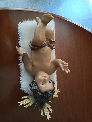 Statuina del Bambino Gesù con aureola
