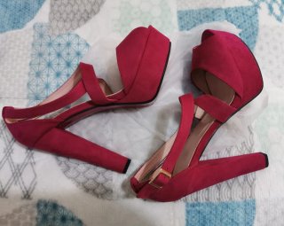 Zapatos de tacón rosa plataforma