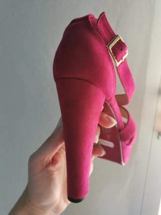 Zapatos de tacón rosa plataforma