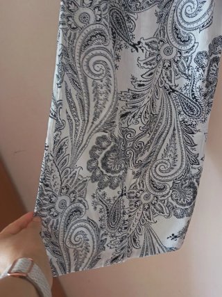 Pantalón Stradivarius Estampado XS