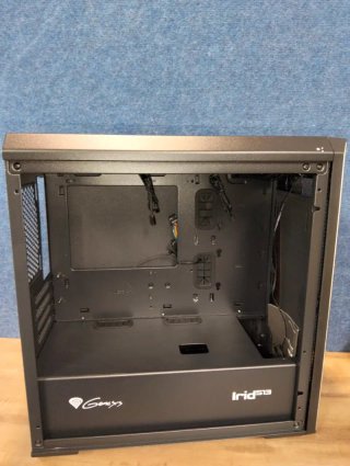 Caja Gaming Genesis IRID 513 ARGB Cristal