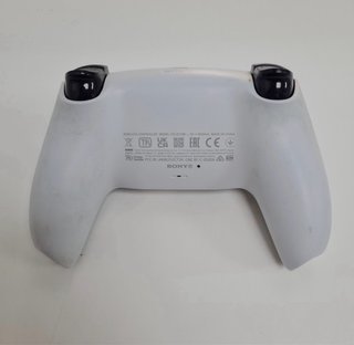 PlayStation 5 Blanca + Call of Duty