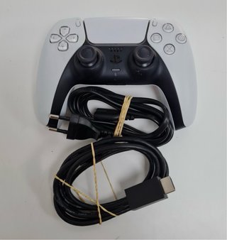 PlayStation 5 Blanca + Call of Duty