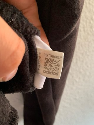 Chaqueta Adidas Negra y Dorada