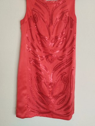 Vestido  coral VANDOO lentejuelas