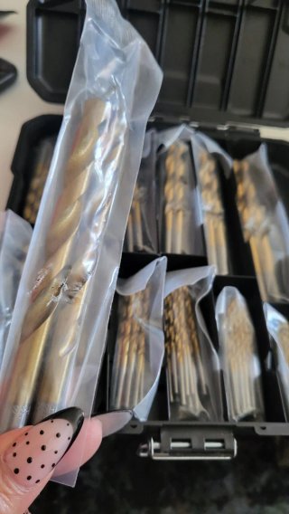 Kit 99 Brocas Titanio HSS