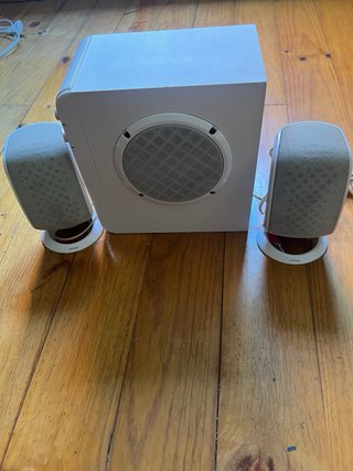 Altavoces Netway Blancos