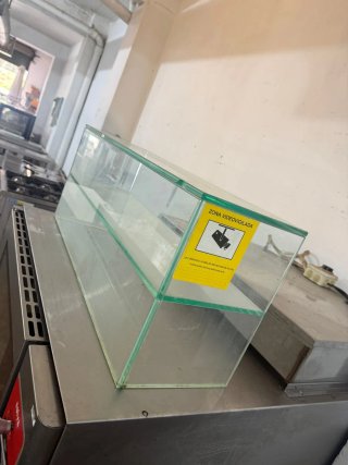 Expositor de cristal