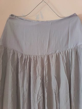 Falda larga