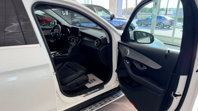 Mercedes-Benz GLC SUV (253) 2016