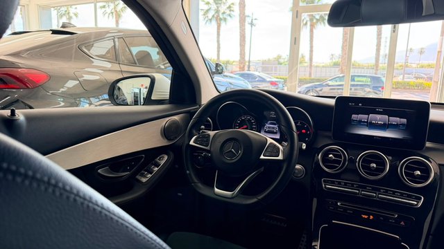 Mercedes-Benz GLC SUV (253) 2016