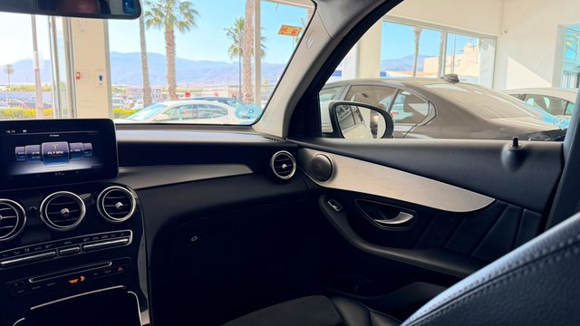 Mercedes-Benz GLC SUV (253) 2016